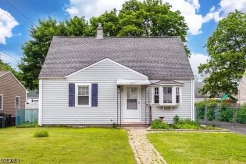 57 Burnside Pl, Haskell, NJ 07420