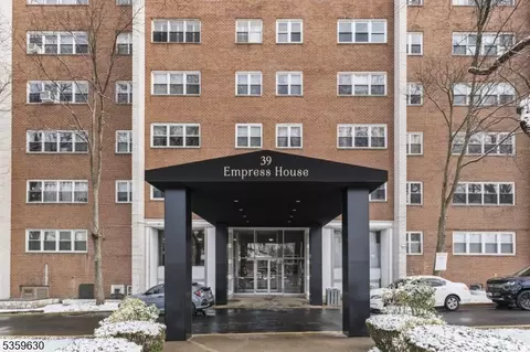 39 E 39th St 3h #3H, Paterson, NJ 07514