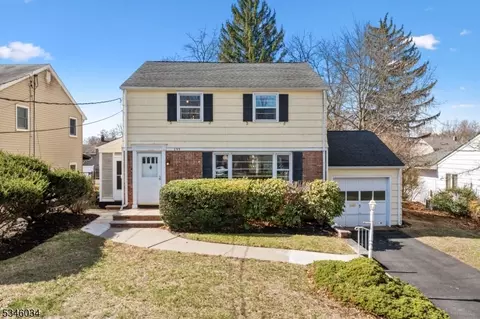 299 Arnold Ave, North Plainfield, NJ 07063