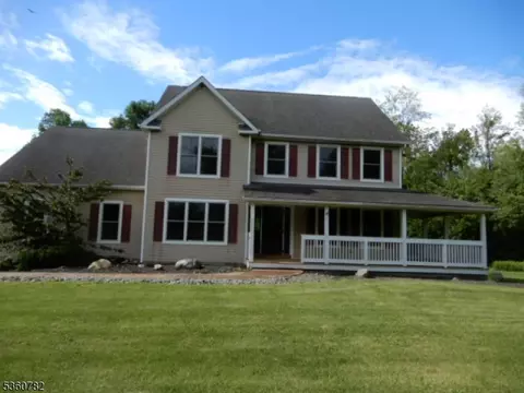 170 Vail Rd, Columbia, NJ 07832