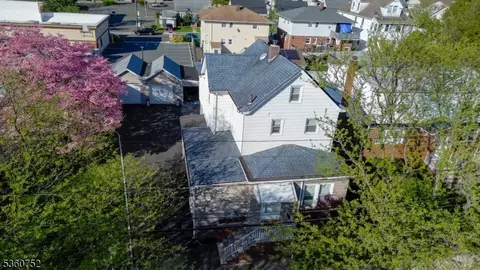 125 Terrace Ave, Lodi, NJ 07644