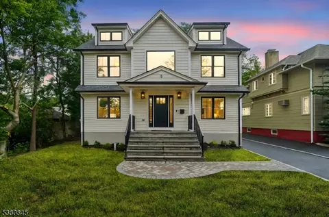 8 Lancaster Ave, Maplewood, NJ 07040