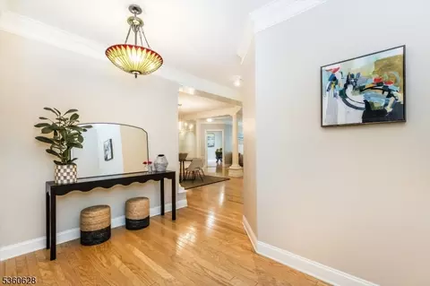 308 Holly Ln #308, Cedar Grove, NJ 07009