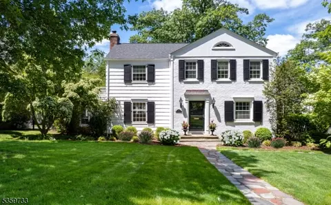 150 Woodland Ave, Summit, NJ 07901