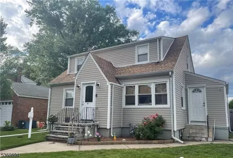 46 Pennsylvania Ave, Carteret, NJ 07008