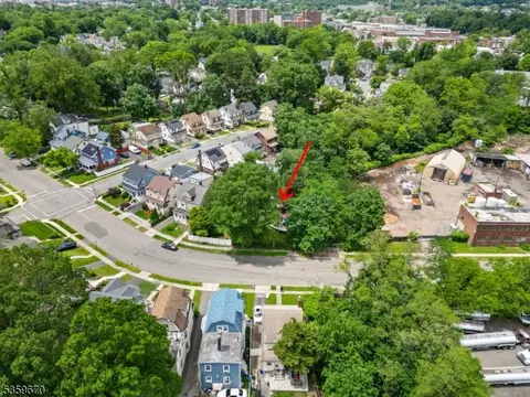 103 Midland Ave, East Orange City, NJ 07017