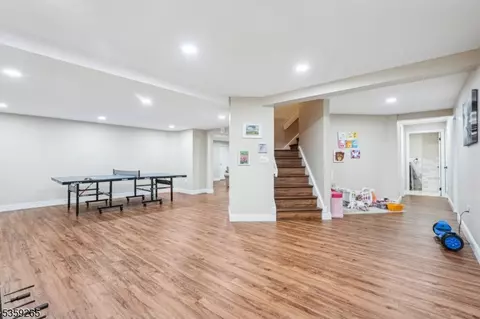 31 Bourbon St, Wayne, NJ 07470 photo 29