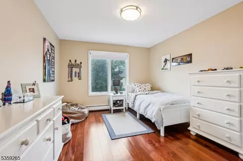 31 Bourbon St, Wayne, NJ 07470 photo 21