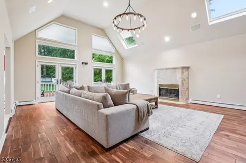 31 Bourbon St, Wayne, NJ 07470 photo 11