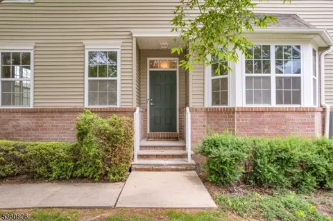 1206 Fir Ct, Somerset, NJ 08873