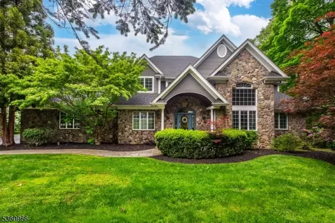 7 Briscoe Chase, Ringwood, NJ 07456