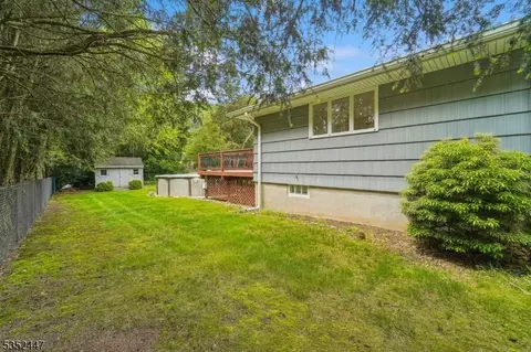 7 Swan Ter, Wayne, NJ 07470 photo 29