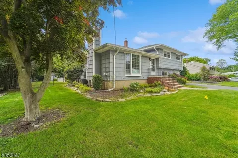 7 Swan Ter, Wayne, NJ 07470 photo 30