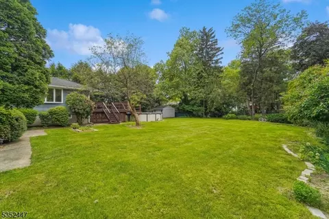7 Swan Ter, Wayne, NJ 07470 photo 26