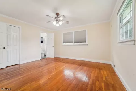 7 Swan Ter, Wayne, NJ 07470 photo 15