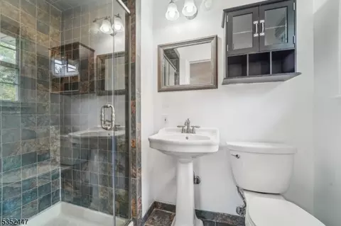7 Swan Ter, Wayne, NJ 07470 photo 16