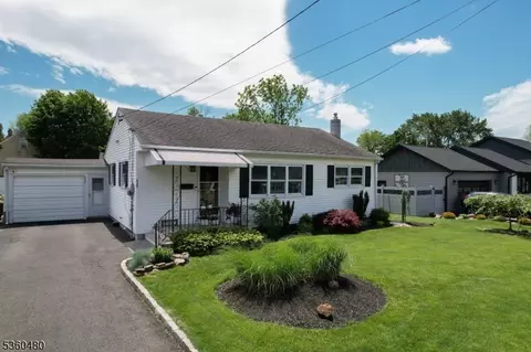 329 Jasinski Ave, Manville, NJ 08835