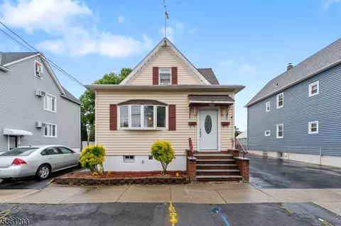 111 Mount Prospect Ave, Clifton, NJ 07013