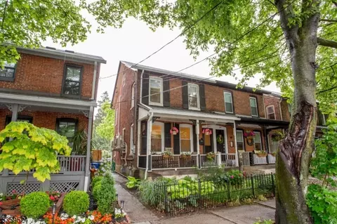 256 N Union St, Lambertville, NJ 08530