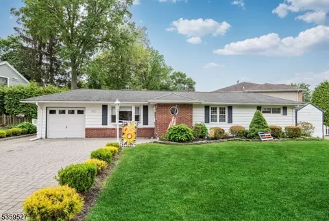 247 Wayne Ave, River Edge, NJ 07661