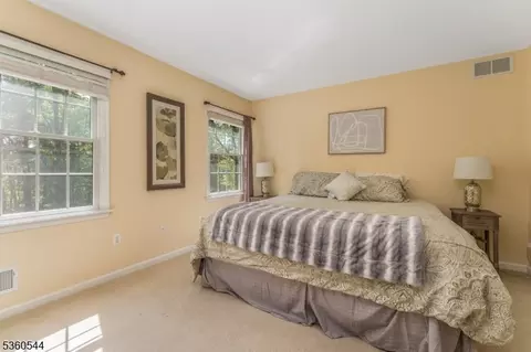 304 Hidden Meadow Ln, Hampton, NJ 08827 photo 30