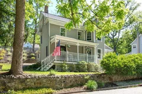 51 E Main St, High Bridge, NJ 08829