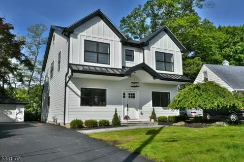 14 Charles Ter, Waldwick, NJ 07463