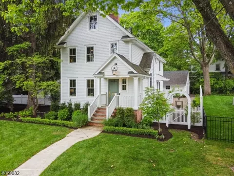462 Grove St, Montclair, NJ 07043