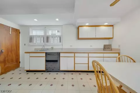 268 Marvin Ave, Hackensack, NJ 07601 photo 20