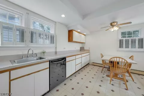 268 Marvin Ave, Hackensack, NJ 07601 photo 18