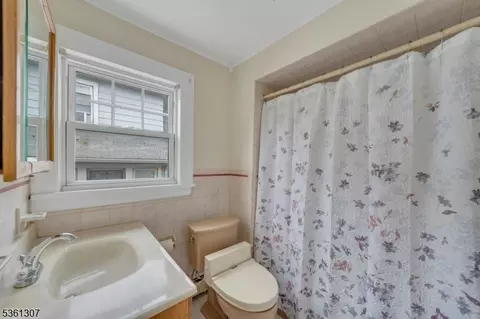 268 Marvin Ave, Hackensack, NJ 07601 photo 31