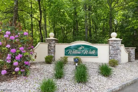 103 Autumn Ct, Ledgewood, NJ 07852