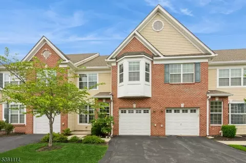 2423 Canterbury Ln, North Brunswick Twp, NJ 08902