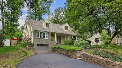 125 King St, Fanwood, NJ 07023