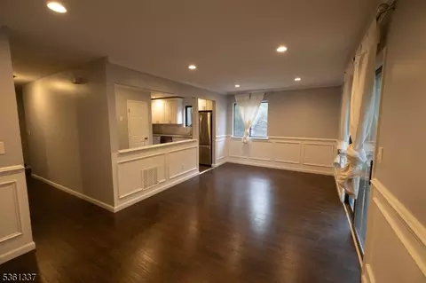 4319 Birchwood Ct, North Brunswick Twp, NJ 08902