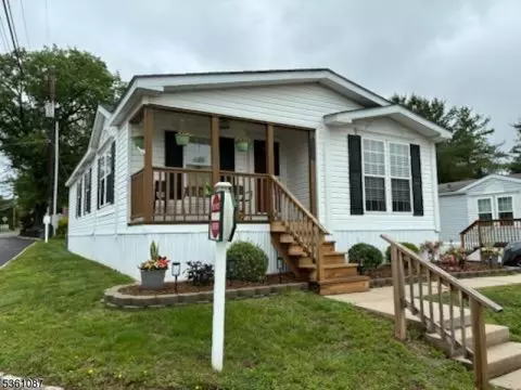 512 Kenbury Rd, Branchburg, NJ 08876