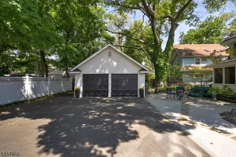 994 Kenyon Ave, Plainfield, NJ 07060 photo 37