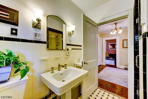 994 Kenyon Ave, Plainfield, NJ 07060 photo 24
