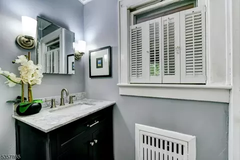 994 Kenyon Ave, Plainfield, NJ 07060 photo 17