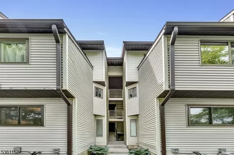 3623 Royce Ct, Hillsborough, NJ 08844