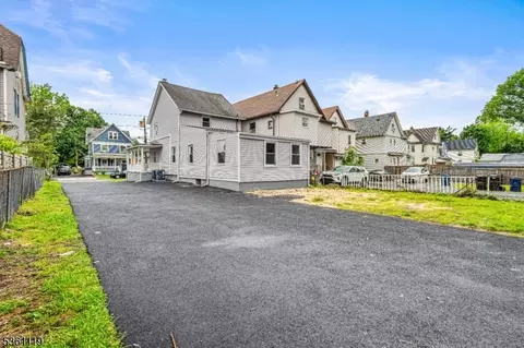 18-20 Mariners Pl, Plainfield, NJ 07063