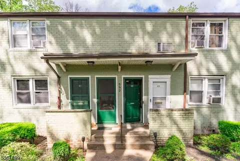 592 Sherman Ave C2 #C2, Roselle, NJ 07203