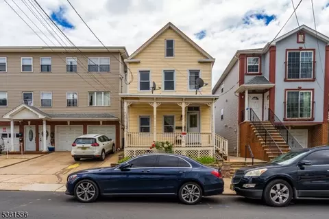 26 Florida St, Elizabeth City, NJ 07206