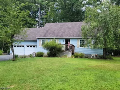 115 Tomahawk Ter, Montague, NJ 07827