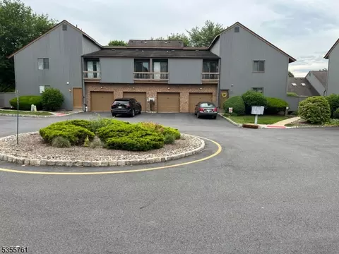 87 Sycamore Ct, Basking Ridge, NJ 07920