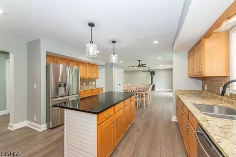 5 Britton St, Netcong, NJ 07857 photo 16