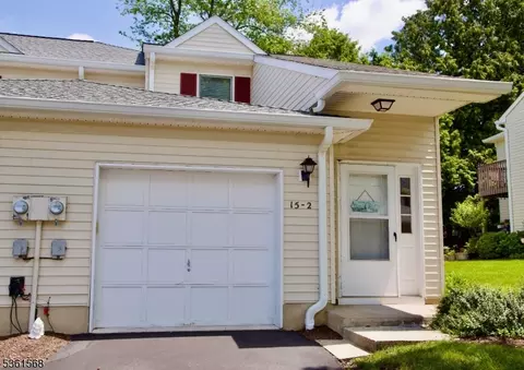 15 Dara Dr # -2, East Hanover, NJ 07936