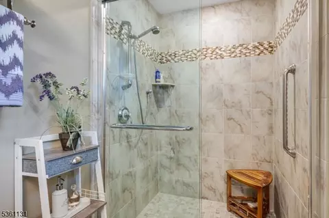 498 Pines Lake Dr, Wayne, NJ 07470 photo 19