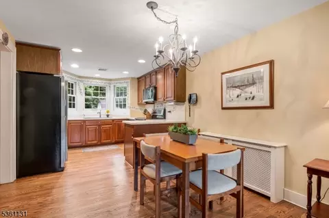498 Pines Lake Dr, Wayne, NJ 07470 photo 12