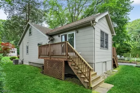498 Pines Lake Dr, Wayne, NJ 07470 photo 31